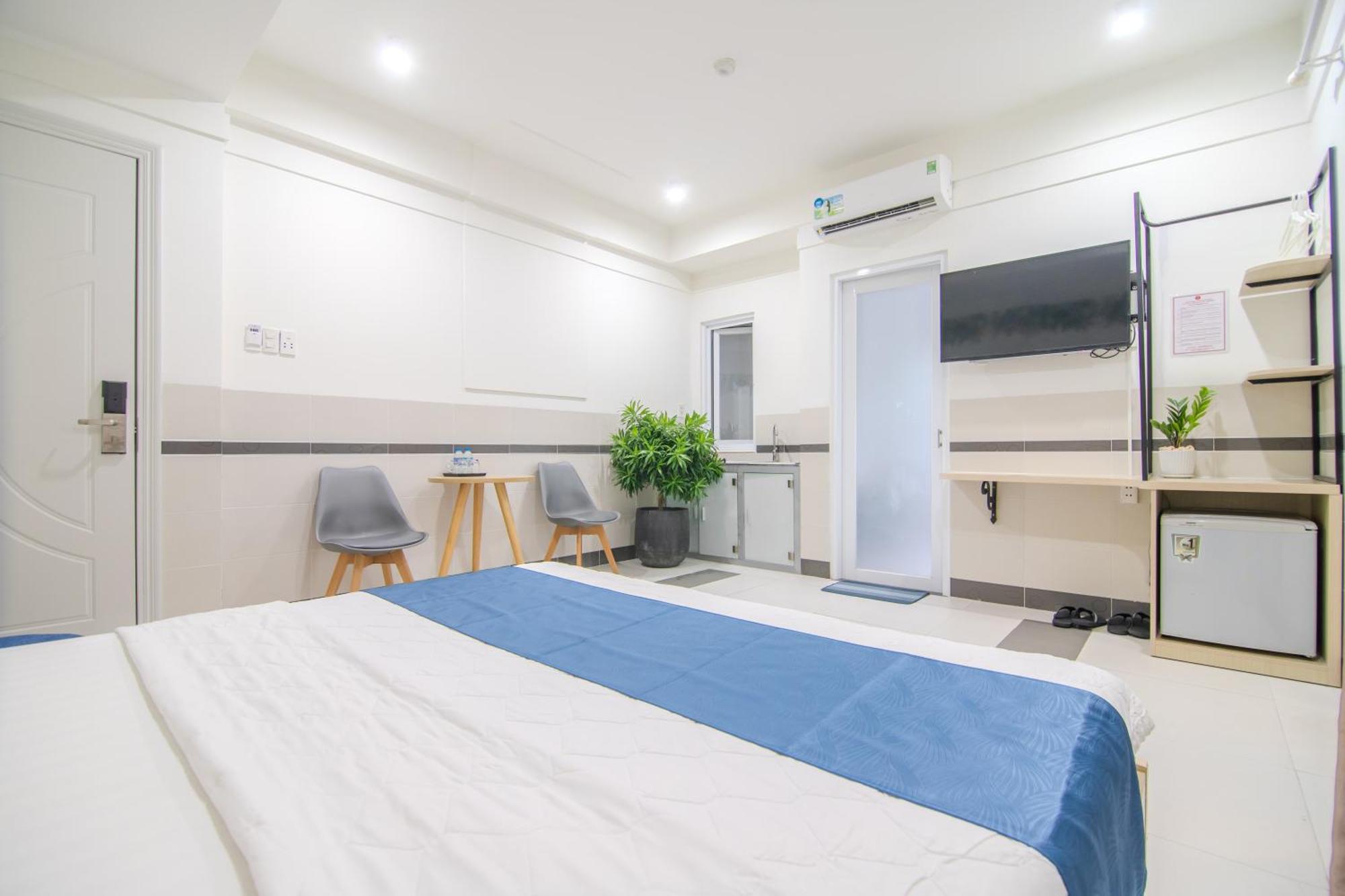 Bin Bin Hotel 5 - Near Lotte Mart D7 Ho Chi Minh-staden Exteriör bild